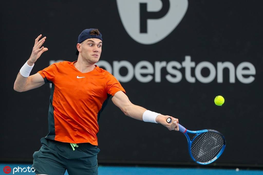 坐镇的广东 坐镇的广东